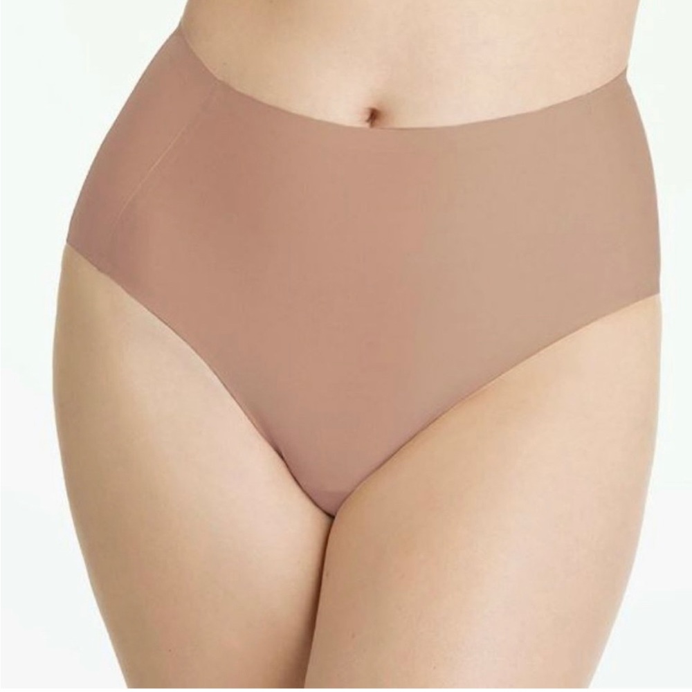 Truekind Seamless Stretch Mid-Waist Brief NWT